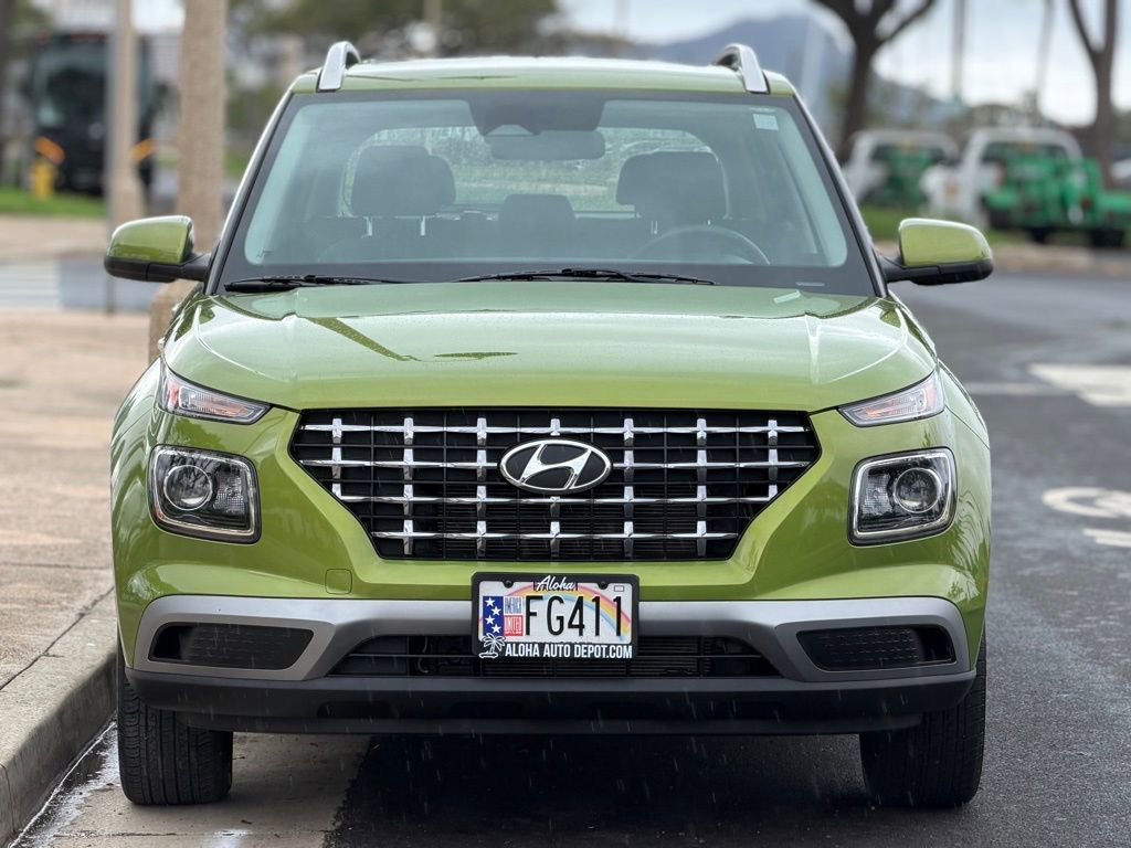 Used 2023 Hyundai Venue SEL image 7