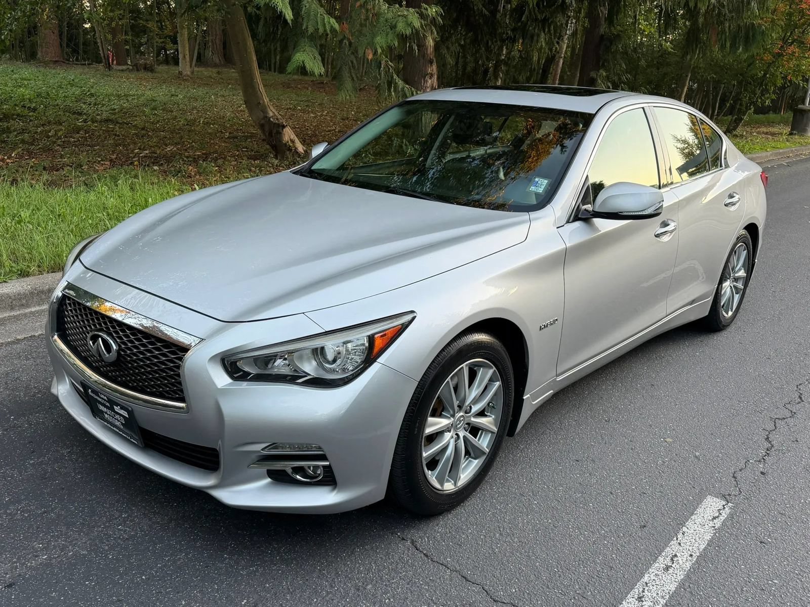 Used 2014 INFINITI Q50 Premium w/ Navigation Package AWD/4WD image 5