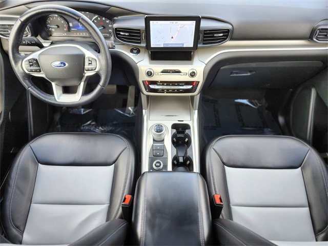 Certified 2022 Ford Explorer XLT w/ Equipment Group 202A image 12