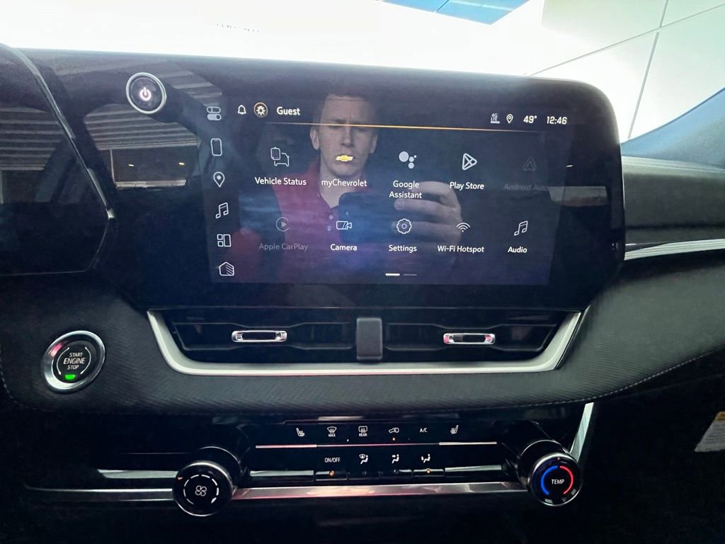New 2026 Chevrolet Equinox LT w/ Safety and Technology Package FWD image 19