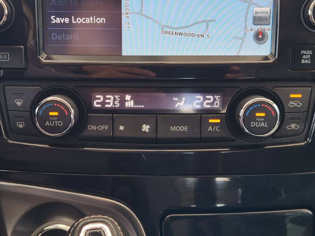 Used 2017 Nissan Maxima 3.5 SL FWD image 18