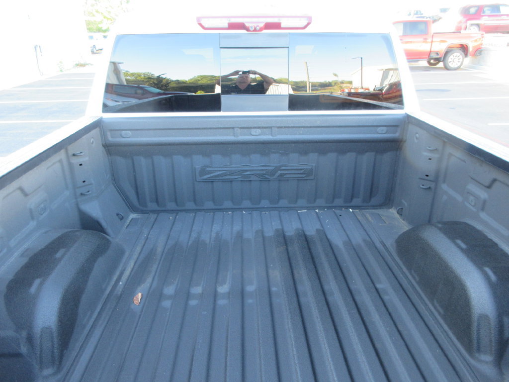 Certified 2023 Chevrolet Silverado 1500 ZR2 w/ Technology Package AWD/4WD image 13