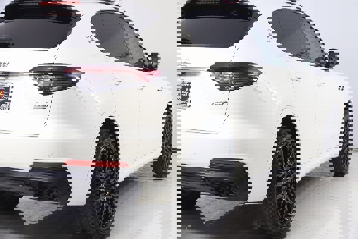 Used 2021 Maserati Levante S image 52