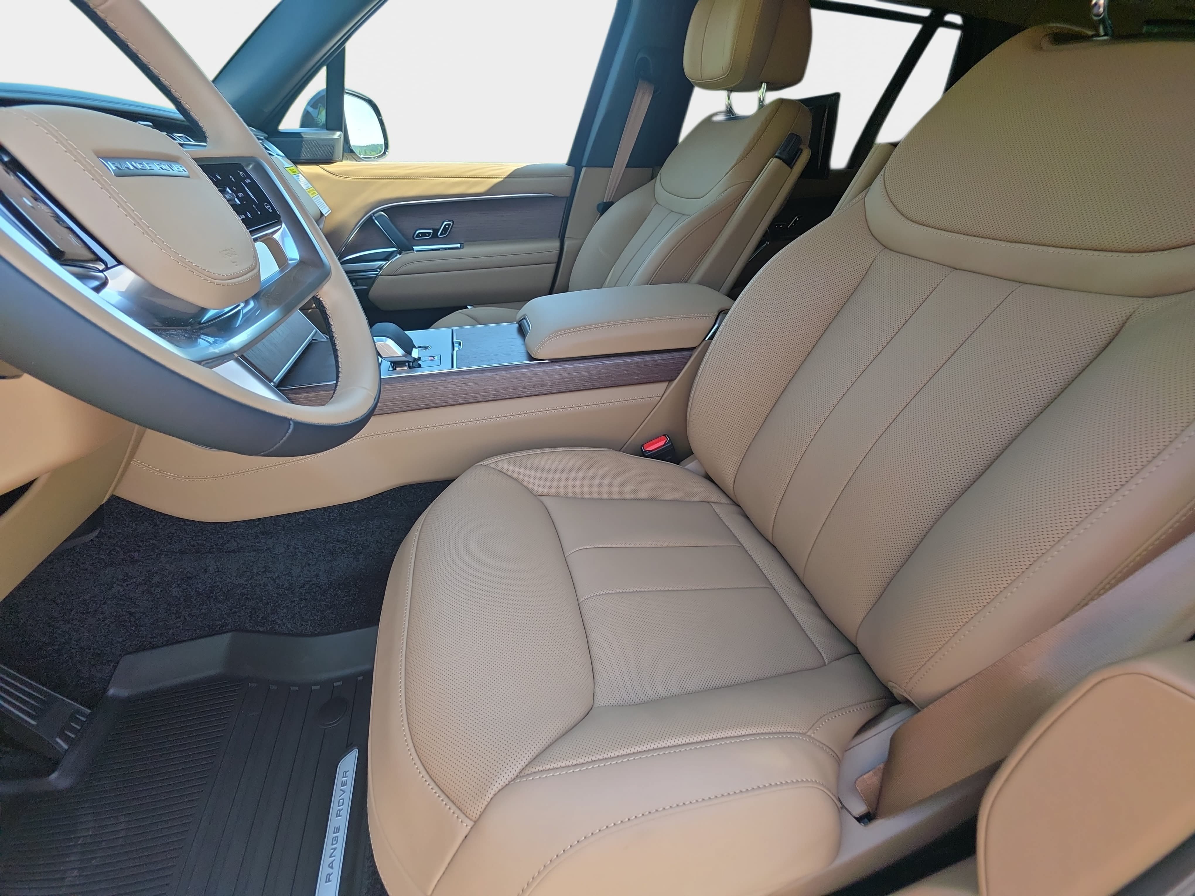 New 2026 Land Rover Range Rover Long Wheelbase Autobiography AWD/4WD image 17