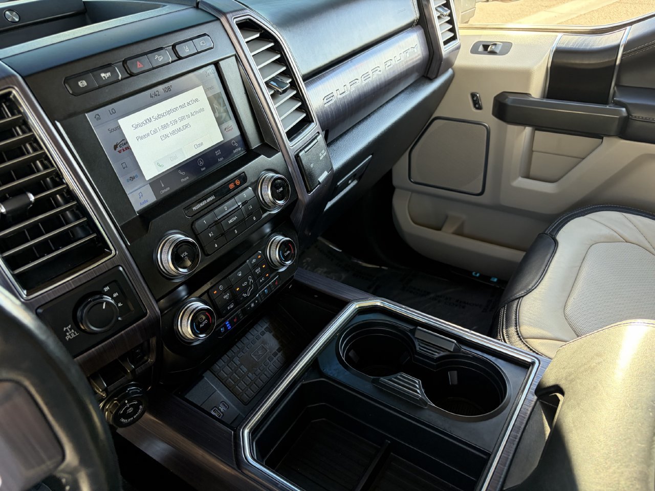 Used 2021 Ford F350 Limited AWD/4WD image 27
