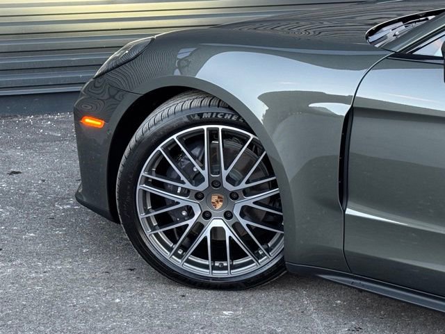 New 2026 Porsche Panamera 4 image 12