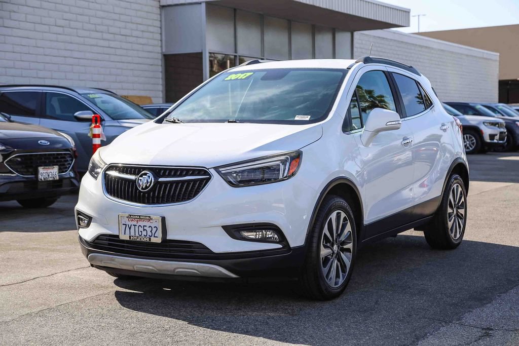 Used 2017 Buick Encore Essence FWD image 3