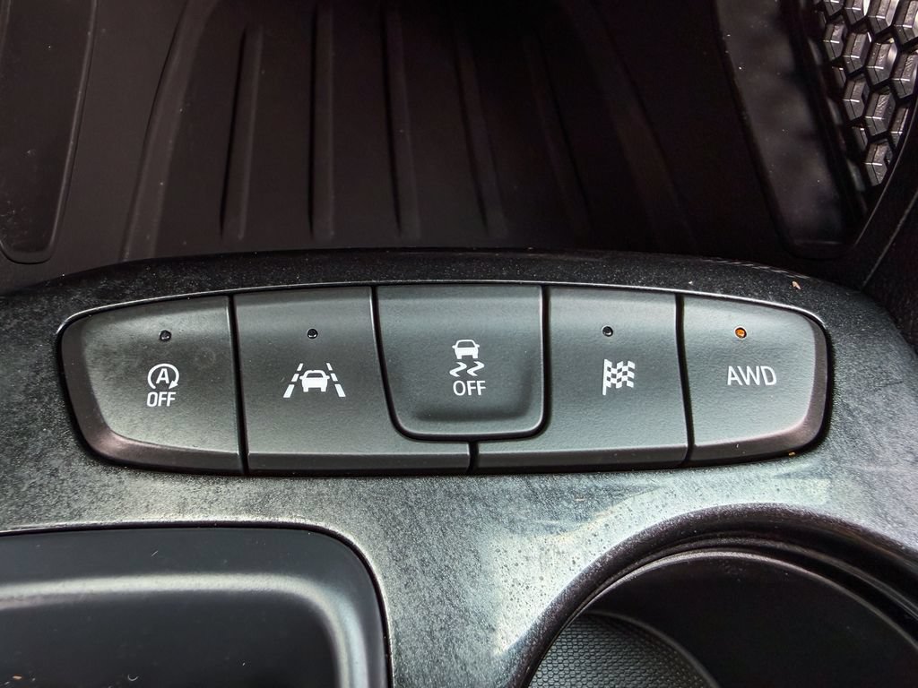 Used 2021 Chevrolet TrailBlazer LT w/ Convenience Package AWD/4WD image 21