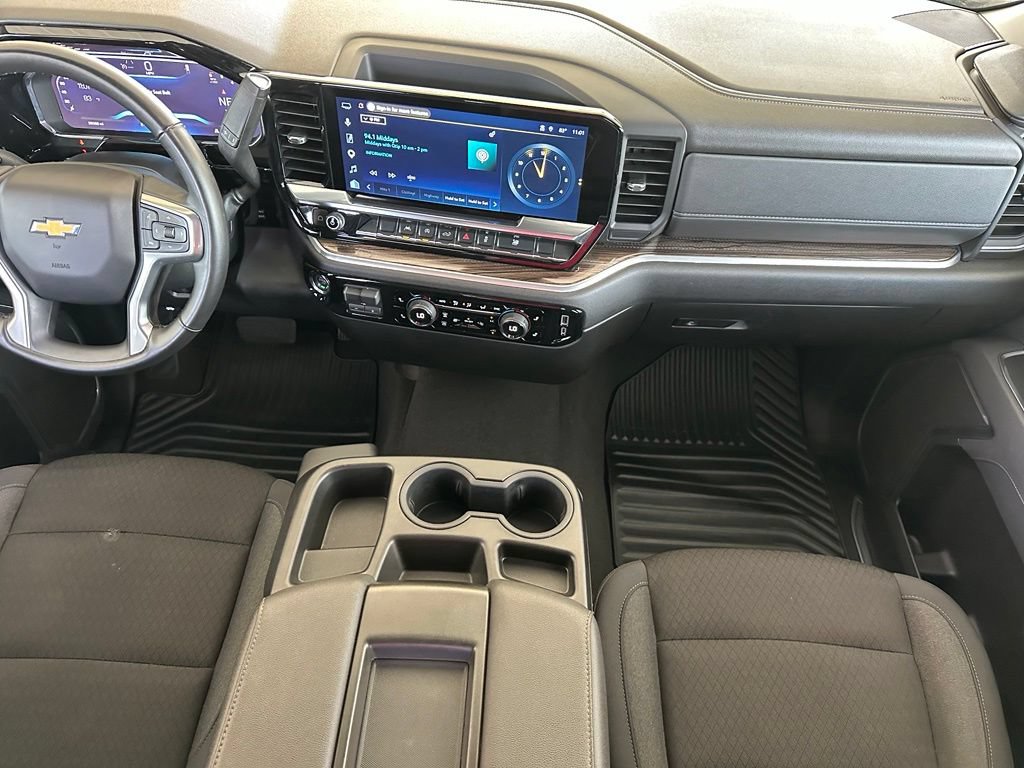 Used 2026 Chevrolet Silverado 1500 LT AWD/4WD image 17