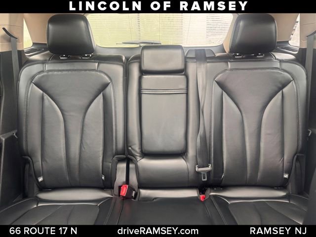 Used 2023 Lincoln Nautilus Reserve image 21