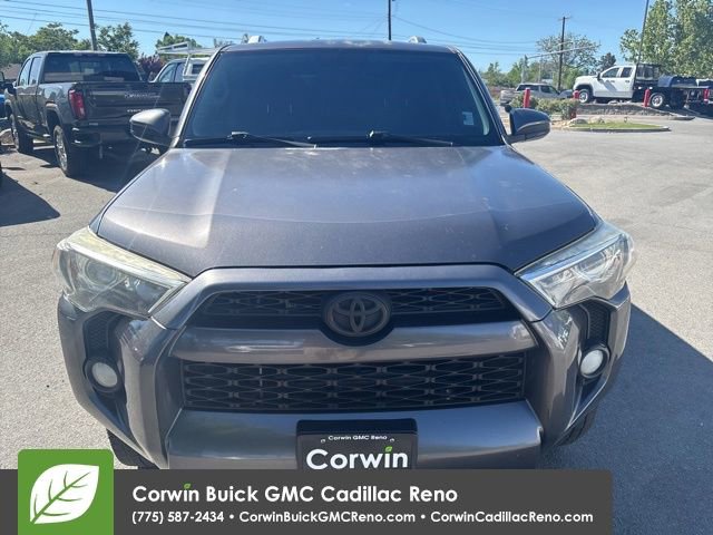 Used 2015 Toyota 4Runner SR5 AWD/4WD image 3