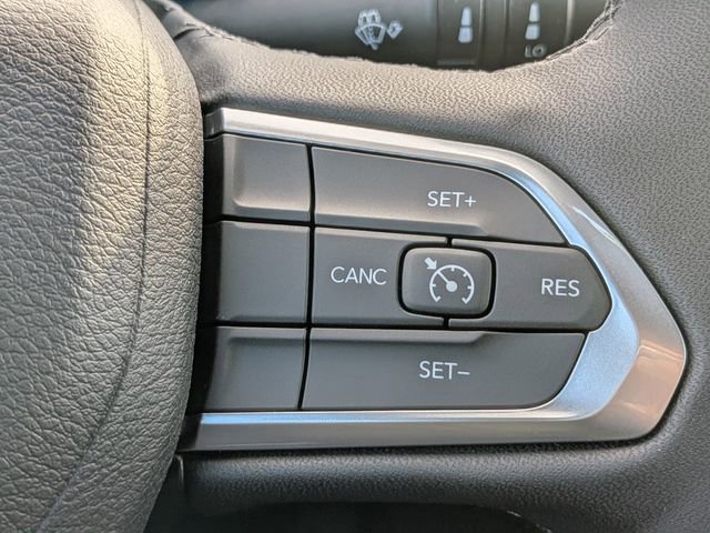New 2026 Jeep Compass Latitude AWD/4WD image 25