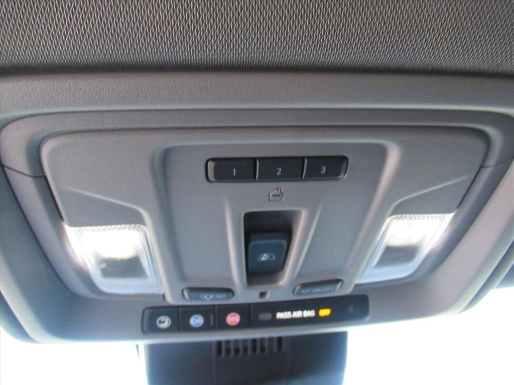 Used 2022 GMC Sierra 1500 SLT w/ SLT Premium Plus Package image 27