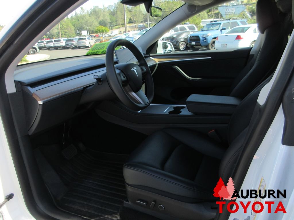 Used 2023 Tesla Model Y Long Range image 29