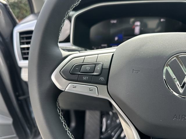 New 2026 Volkswagen Taos SE image 17
