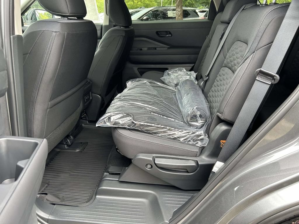 New 2026 Nissan Pathfinder SV w/ Cargo Package FWD image 13