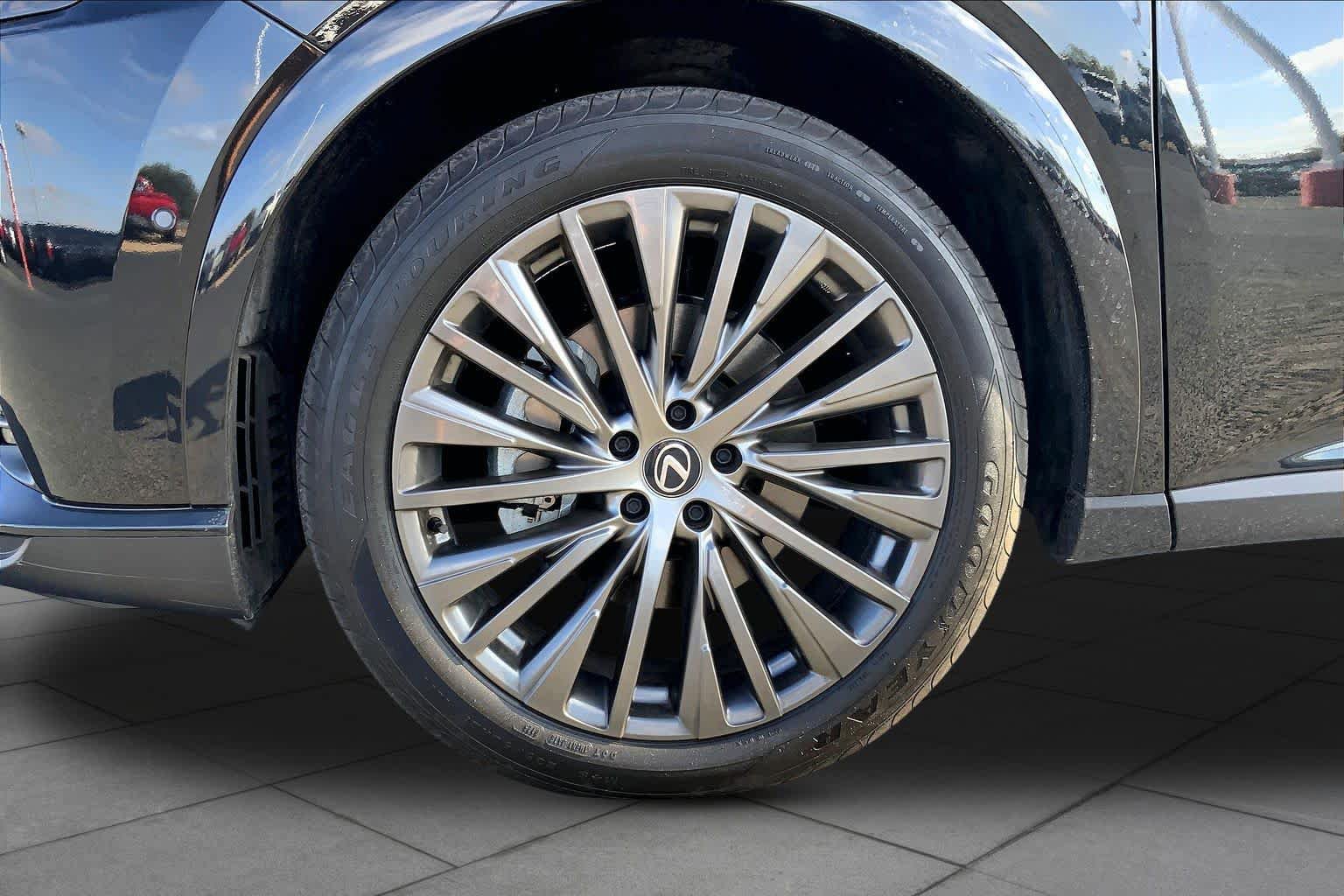 Used 2025 Lexus RX 350 w/ Convenience Package AWD/4WD image 11