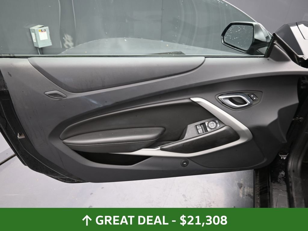 Used 2023 Chevrolet Camaro LT image 20