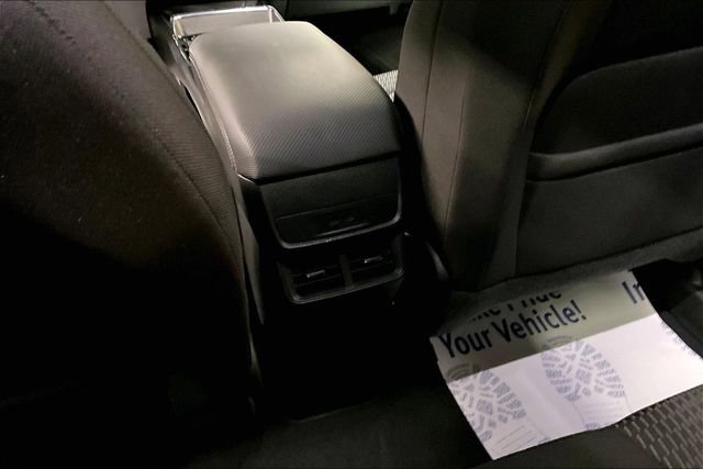 Used 2026 Chevrolet Equinox LT image 10