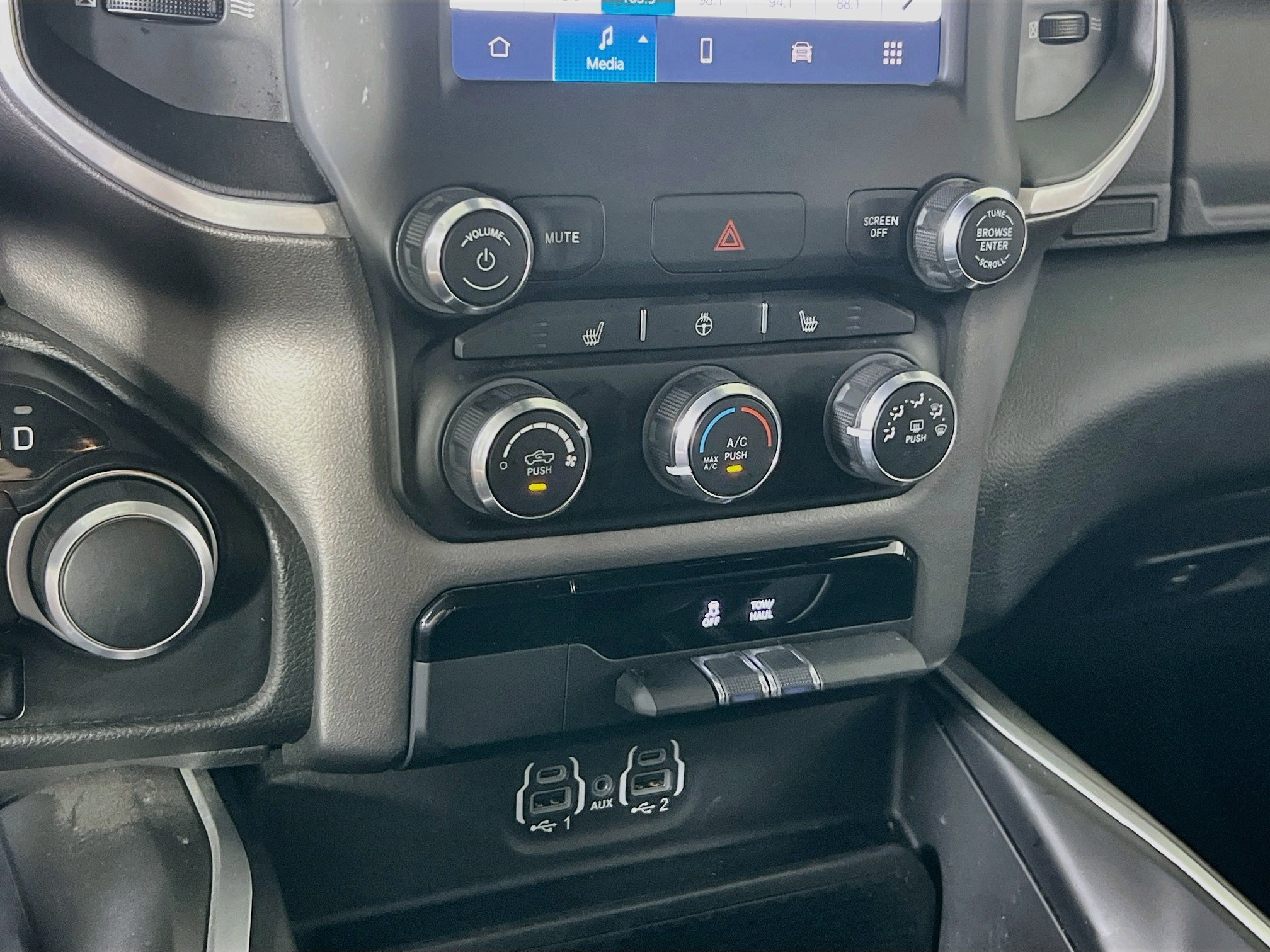 Used 2023 RAM 1500 Big Horn AWD/4WD image 15