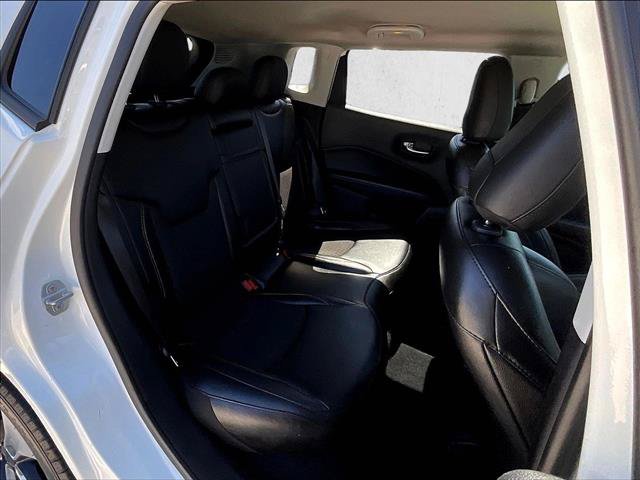 Used 2020 Jeep Compass Latitude FWD image 25