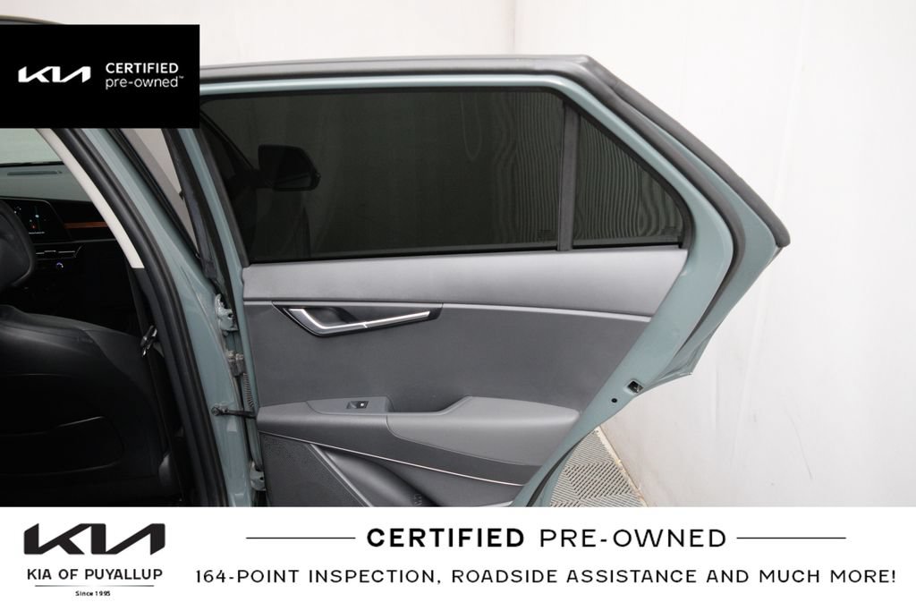 Certified 2025 Kia Niro EX FWD image 14
