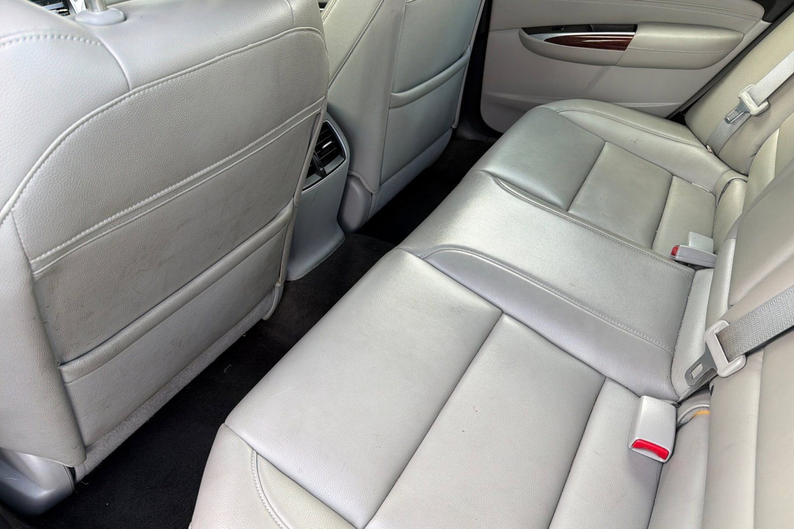 Used 2015 Acura TLX image 11