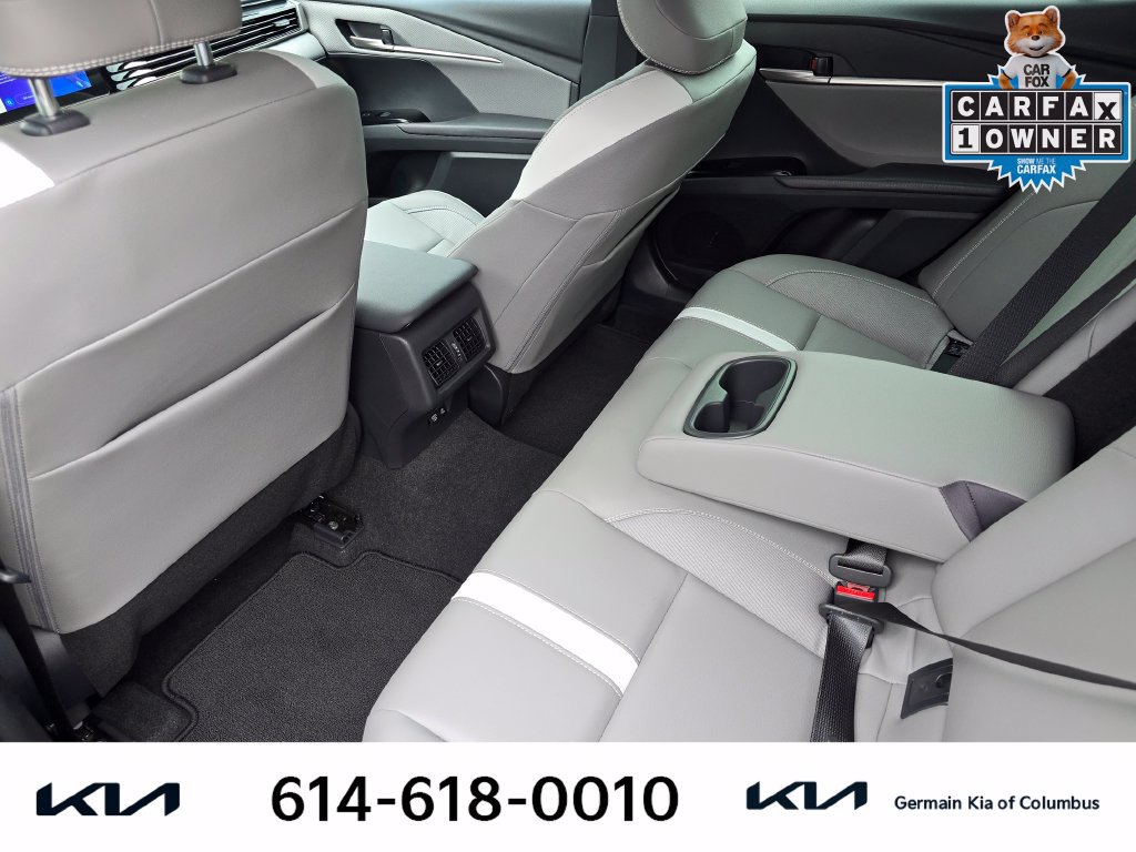 Used 2026 Toyota Camry SE FWD image 19