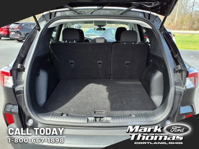 Used 2022 Ford Escape SE w/ Cold Weather Package image 5