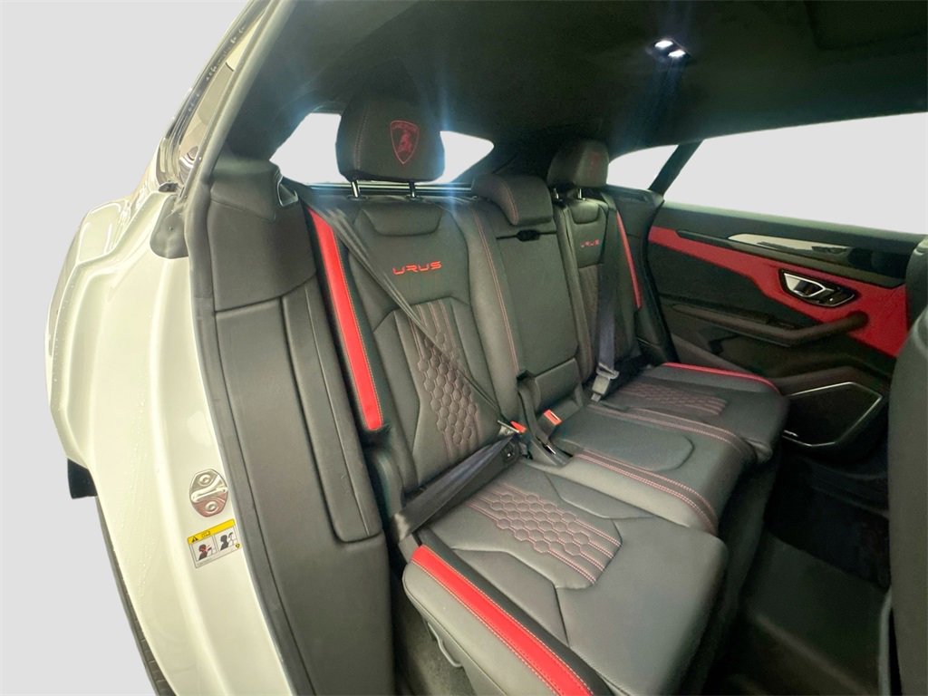 Used 2024 Lamborghini Urus S image 30