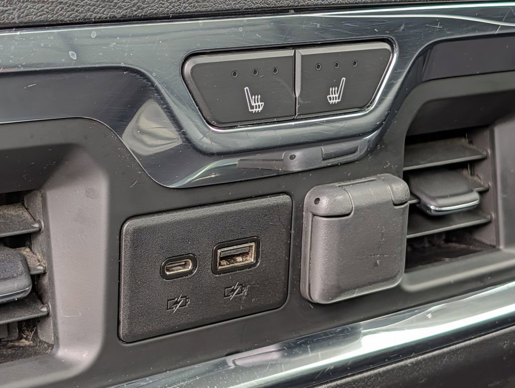 Used 2019 GMC Sierra 1500 Denali w/ Denali Ultimate Package AWD/4WD image 32