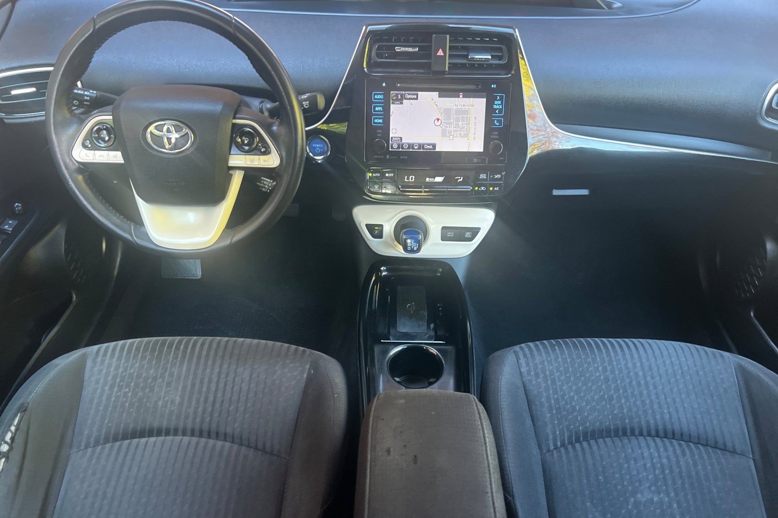 Used 2017 Toyota Prius Three image 15