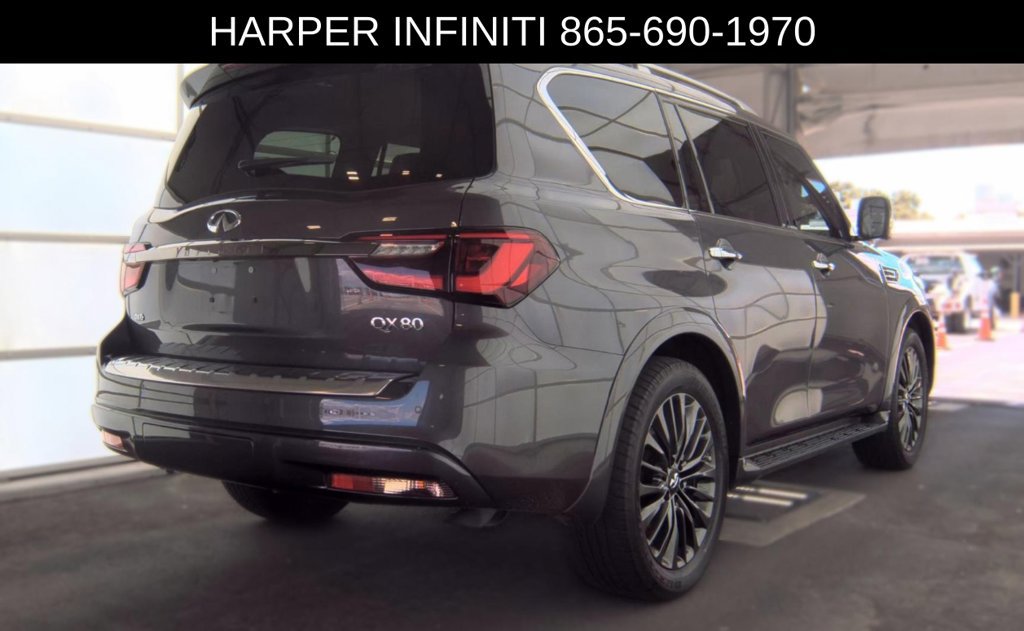 Used 2023 INFINITI QX80 Premium Select AWD/4WD image 3