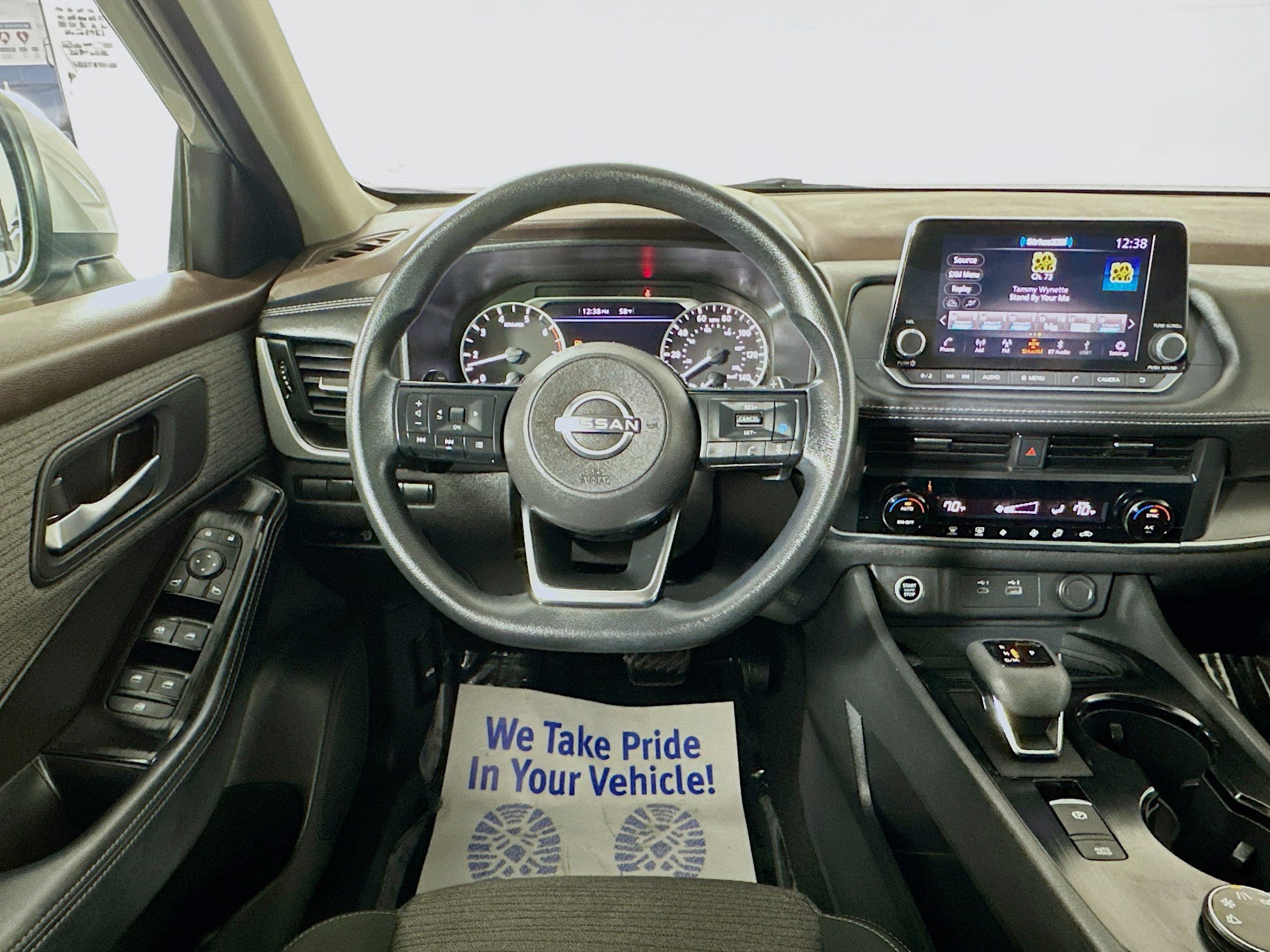 Used 2023 Nissan Rogue SV AWD/4WD image 20