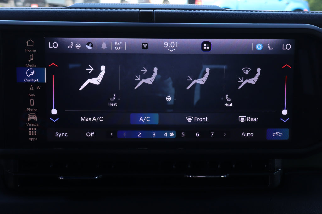 Used 2024 Jeep Gladiator Mojave AWD/4WD image 32