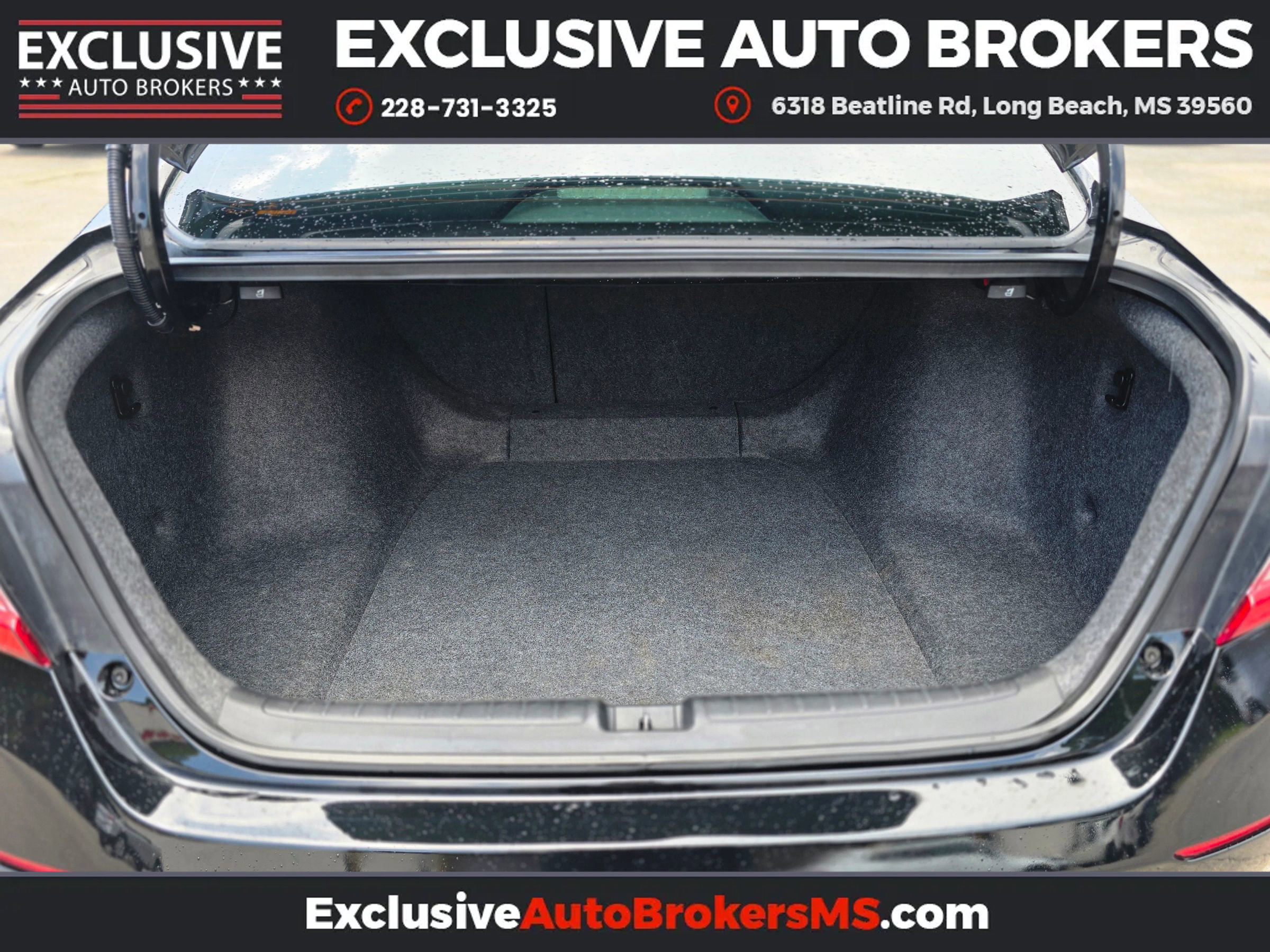 Used 2018 Honda Accord Touring image 32