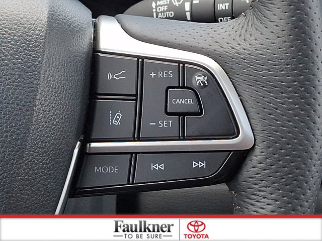 Certified 2025 Toyota Sienna Platinum AWD/4WD image 22
