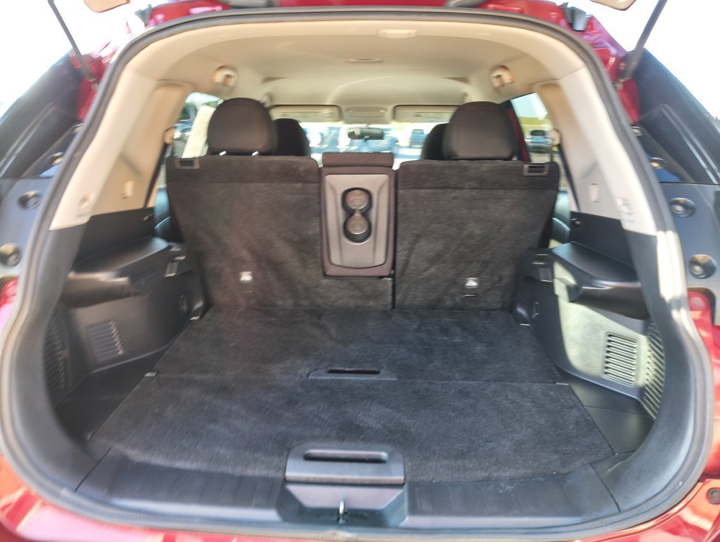 Used 2020 Nissan Rogue S AWD/4WD image 8