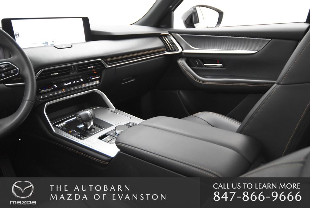 Used 2025 MAZDA CX-70 Plug-In Hybrid w/ Premium Plus image 24