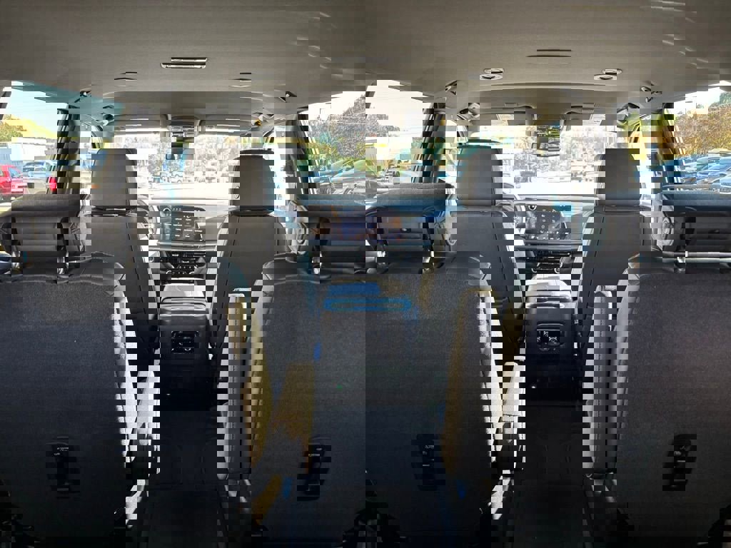 New 2026 Chevrolet Tahoe LT w/ LPO, Chrome Package image 14