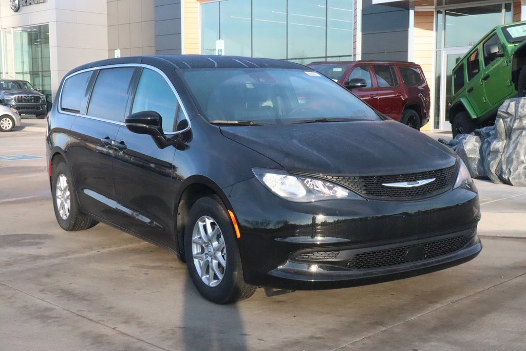 New 2026 Chrysler Voyager LX image 1