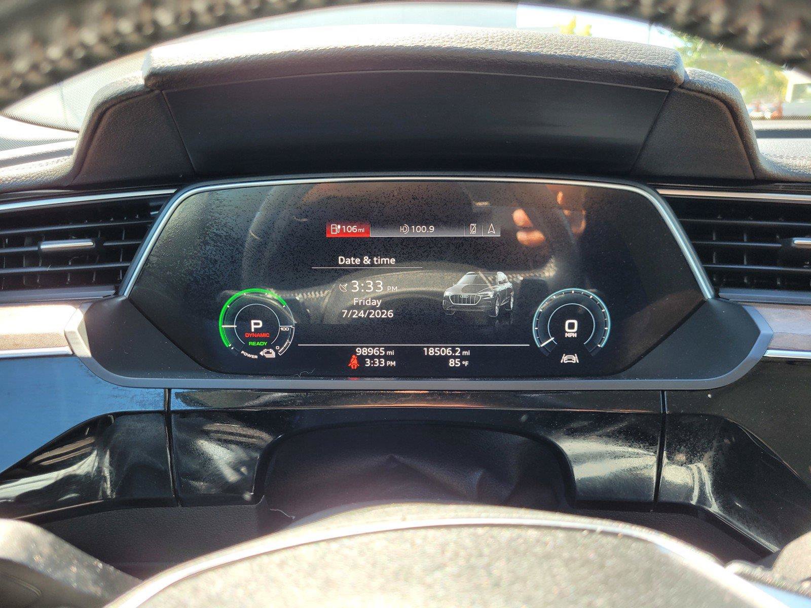 Used 2019 Audi e-tron Premium Plus w/ Towing Package AWD/4WD image 31