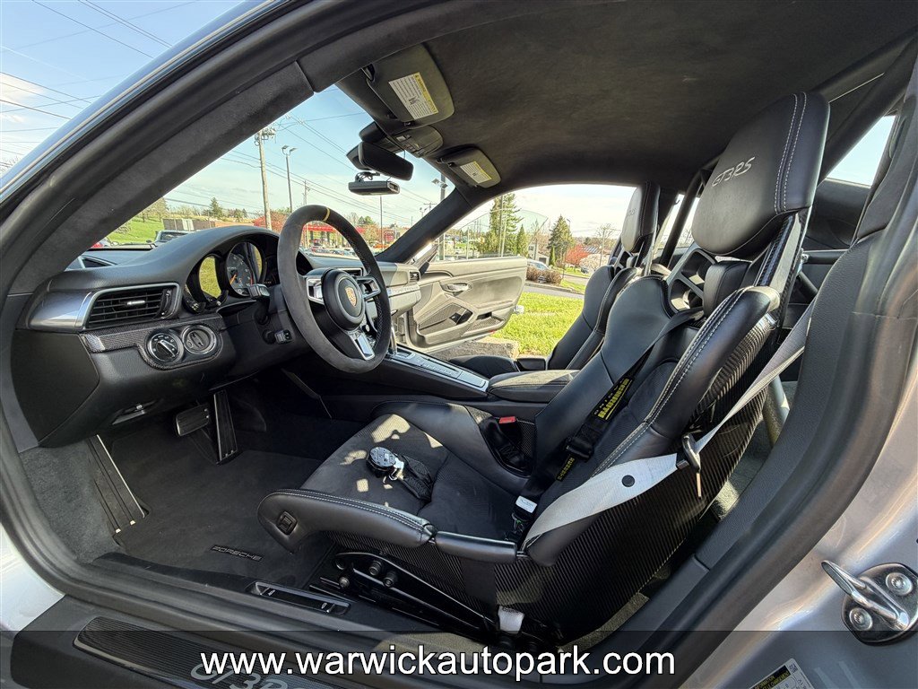 Used 2019 Porsche 911 GT3 RS RWD image 8