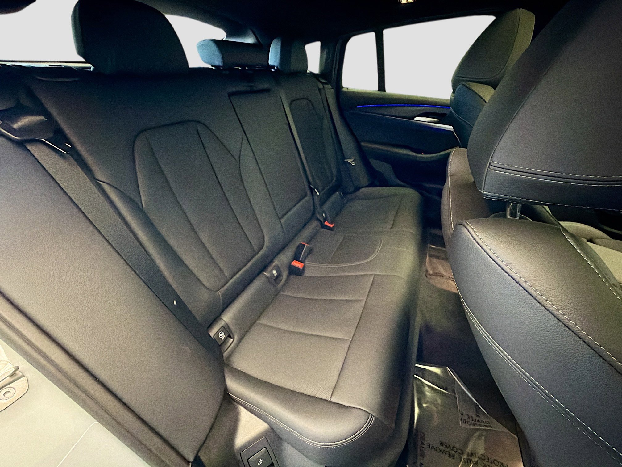 Used 2025 BMW X4 xDrive30i w/ Premium Package image 14