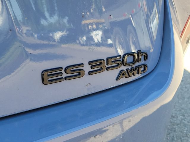 New 2026 Lexus ES 350h AWD image 6