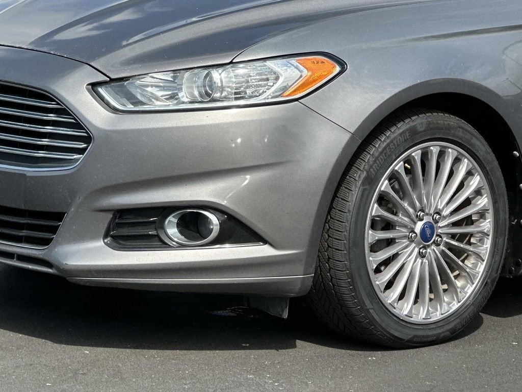 Used 2013 Ford Fusion Titanium FWD image 8