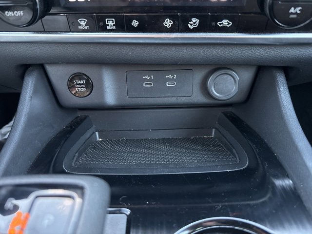 Used 2024 Nissan Rogue SV image 23