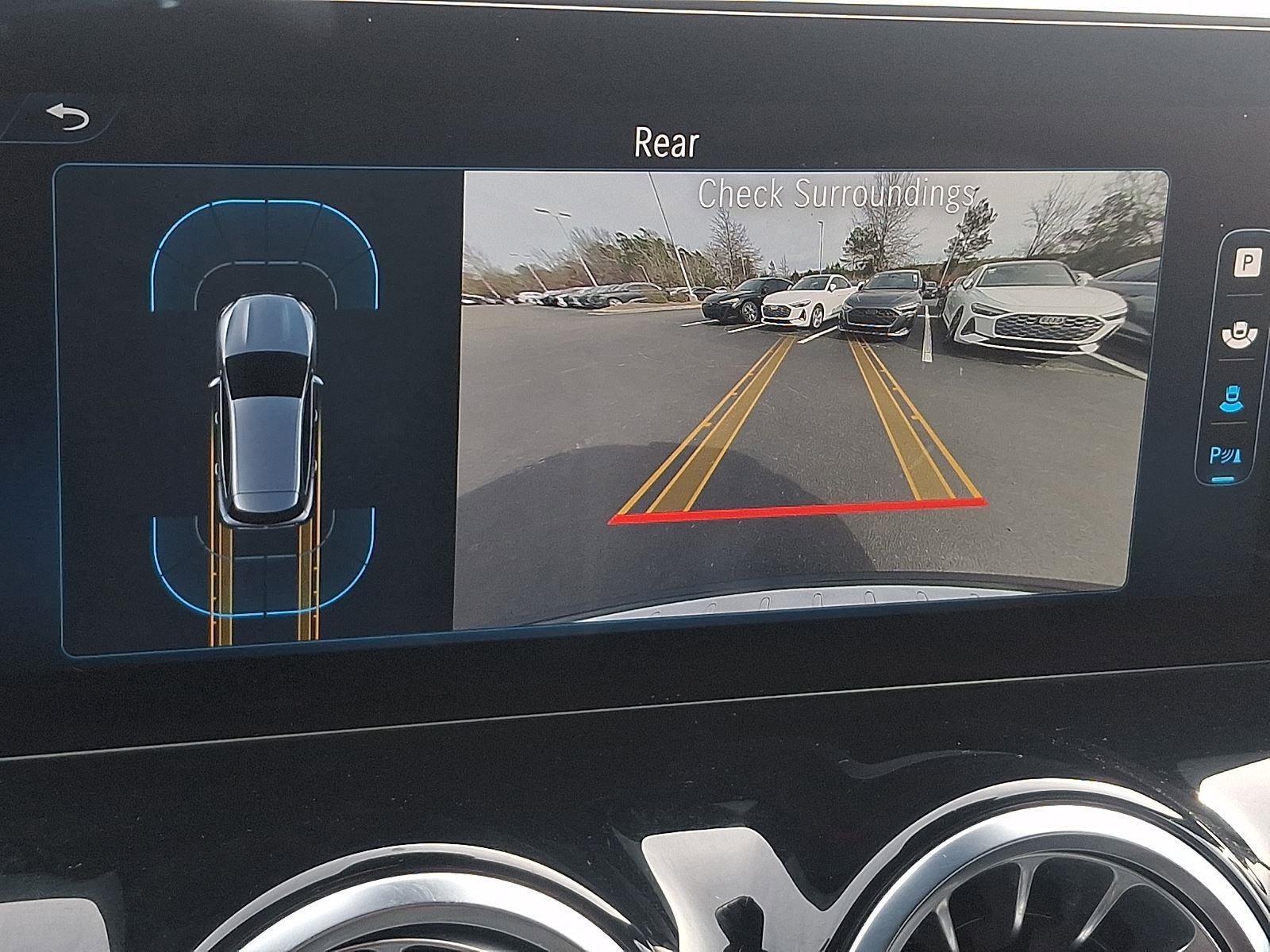 Used 2025 Mercedes-Benz GLA 250 4MATIC image 17