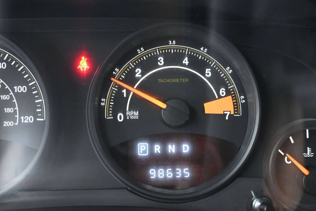 Used 2015 Jeep Patriot Sport w/ Power Value Group FWD image 16