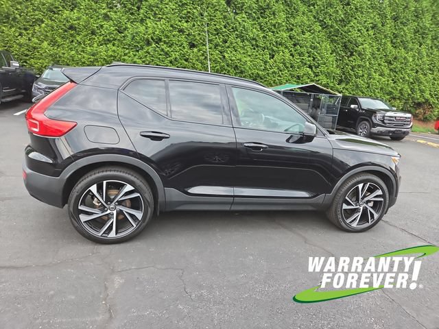 Used 2022 Volvo XC40 T5 R-Design w/ Advanced Package AWD/4WD image 8